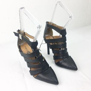 Rue 21 medium 7-8 Medium black heels pumps NEW